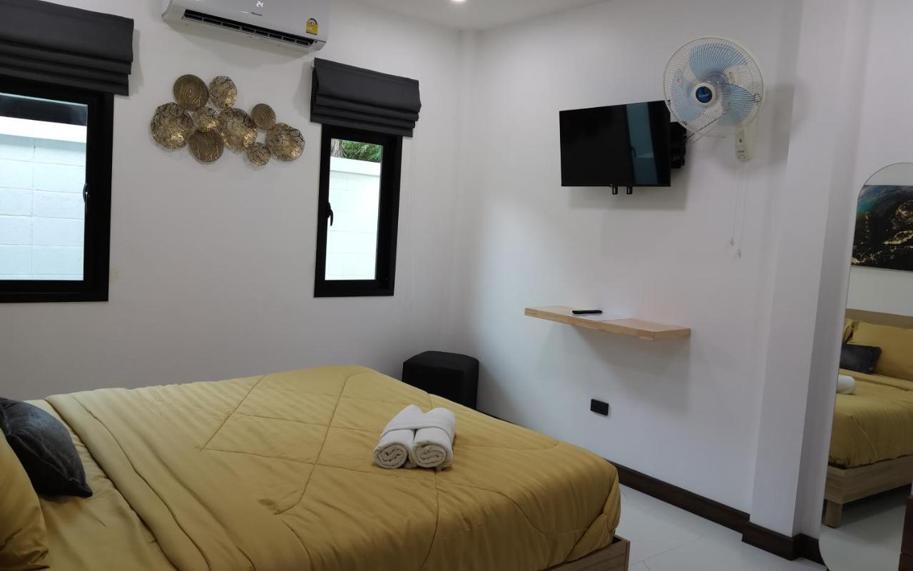 Private Pool Villa With Jacuzzi At Royal Park Village - Walk To The Beach - 6 People - Max 3 Males (Adults Only) Jomtien Beach Dış mekan fotoğraf